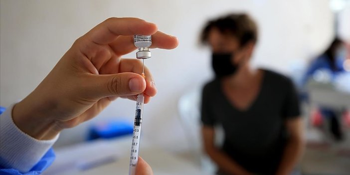 Bilim Kurulu üyesinden gençlere aşı uyarısı