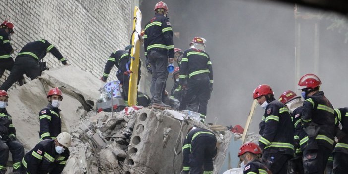 Batumda çöken binanın enkazında 5 kişinin cansız bedenine ulaşıldı