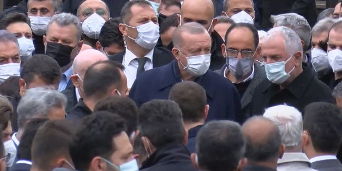 Erdoğan iş insanı Gür'ün cenazesine katıldı