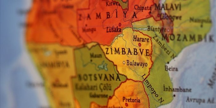 Zimbabve'de muhalefet liderinin konvoyuna saldırı