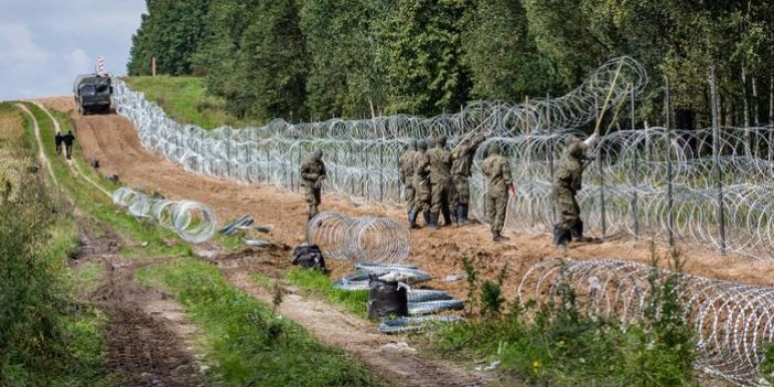 Polonya, Belarus sınırına duvar örecek