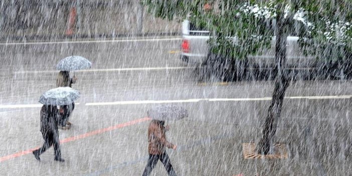 İzmir Valiliği'nden sağanak yağış uyarısı