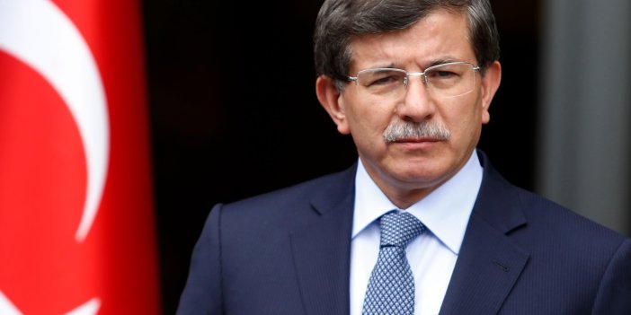 Ahmet Davutoğlu, Merkez Bankası'nın kimin yönettiğini açıkladı