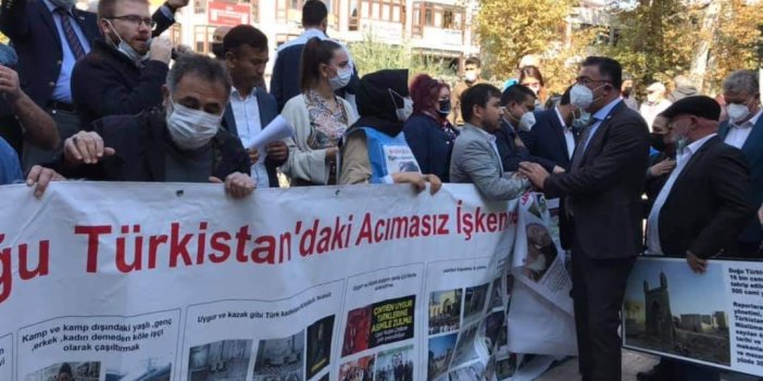 İYİ Partililer Çin'in Uygur Türklerine uyguladığı soykırımı kınadı