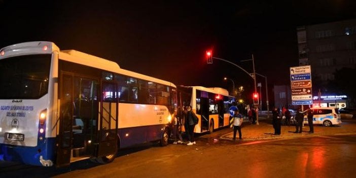 Gaziantep'te 2 otobüs çarpıştı. 9 yaralı