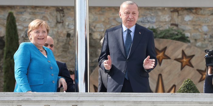 Merkel'in ziyaretinde Erdoğan'da şaka: Aramıza direk girmesi bir şey