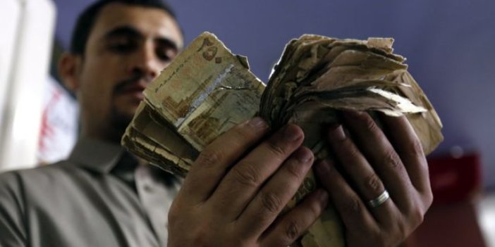 Yemen'de finansal işlemler durduruldu