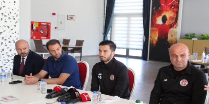 Nuri Şahin en beğendiği teknik direktörü açıkladı