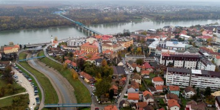 Bosna Hersek'te yangın: 6 kişi hayatını kaybetti