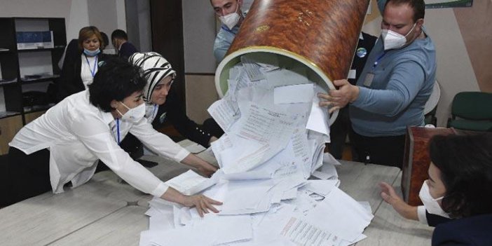 Özbekistan'da oy verme işlemi sona erdi