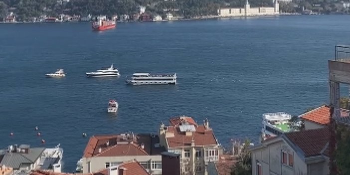 İstanbul Boğazı’nda kargo gemisi sürüklendi. Kıyıya metreler kala faciadan dönüldü