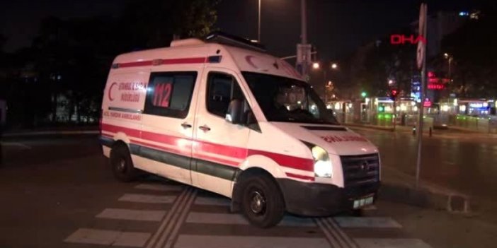 Ambulans görevlileri, 82 yaşındaki yatalak kadını bahçede ‘betona bırakıp gitti’