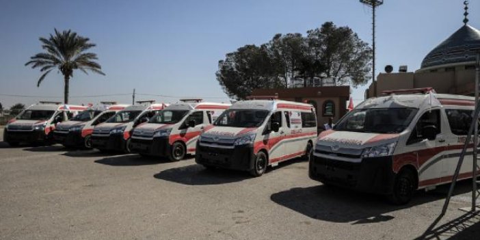 Gazze'ye 27 ambulans gönderildi