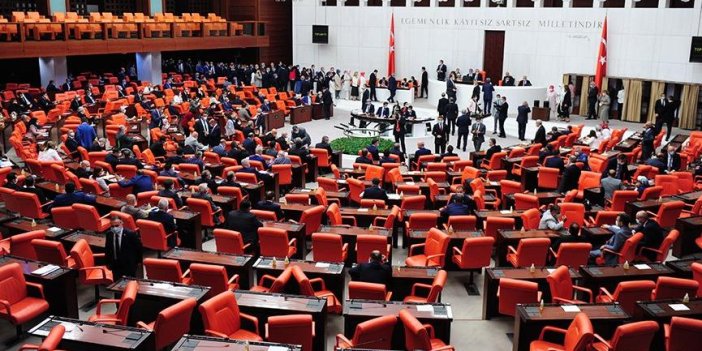 Azerbaycan tezkeresi Meclis'e sunuldu 