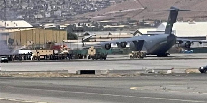 ABD, Tacikistan'a kaçan Afgan pilotları tahliye ediyor