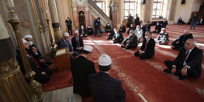 Atatürk için Dolmabahçe Camii'nde Mevlid-i Şerif okundu