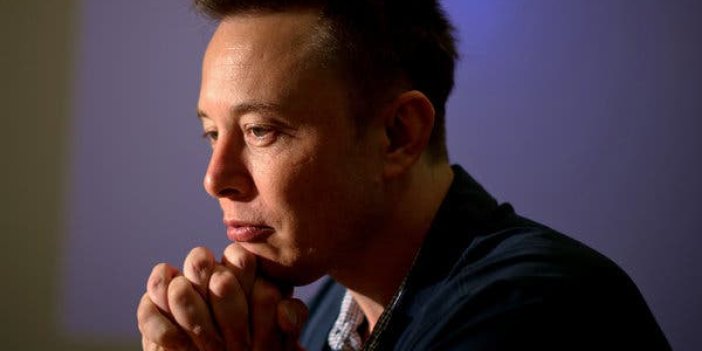 Elon Musk kara kara düşünüyor! Bir anket yaptı iki günde servet kaybetti