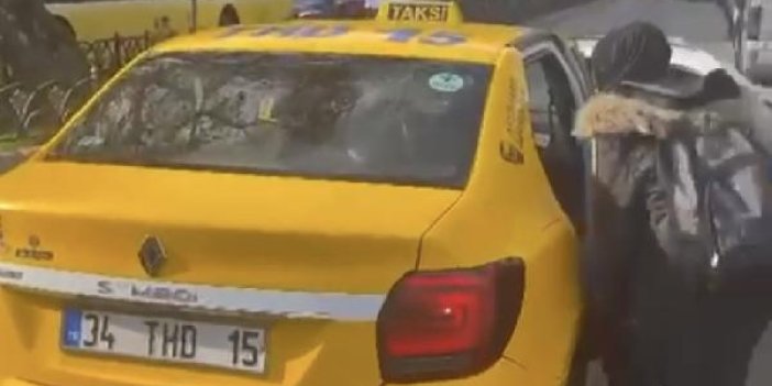 Fatih'te taksici Türk yolcuyu almadı turistleri aldı. Durdurun bu taksici mafyasını