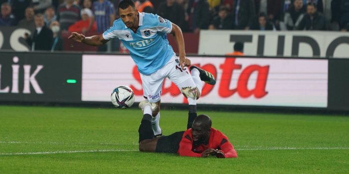 Trabzonspor Gaziantep FK maçının hakemi Suat Arslanboğa'ya sert tepki