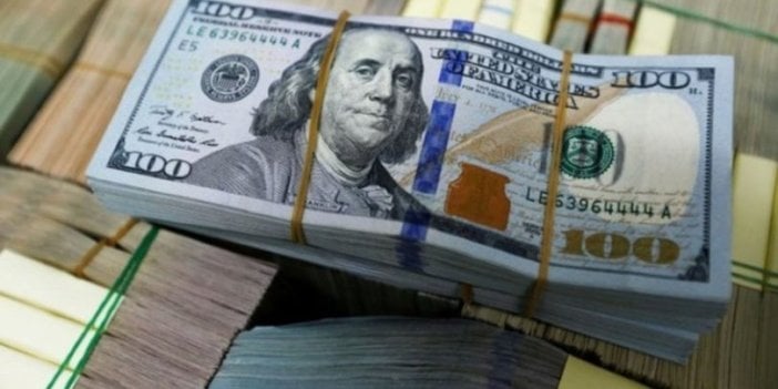 Dolar ve Euro kontrolden çıktı. Türk Lirası çakıldı. Ekonomist Hakan Kara uyardı