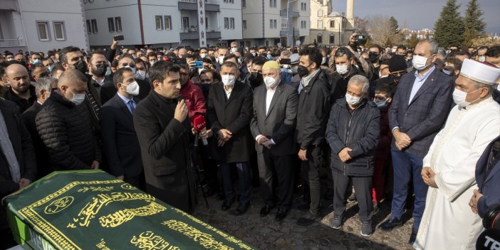 Selçuk Bayraktar SİHA mühendisi Tarık Kesekçi'nin cenaze töreninde yıkıldı