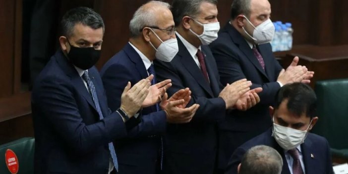 Lütfi Elvan, Cumhurbaşkanı Erdoğan'ı bu kez ayakta alkışladı