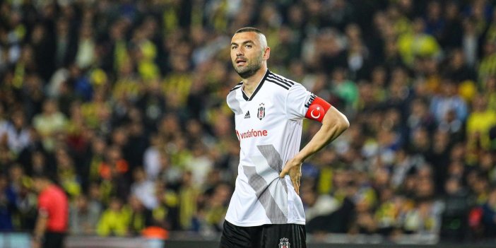 Burak Yılmaz futbolu Adana Demirspor'da bırakmak istiyormuş. Beşiktaşlılar hüsranda