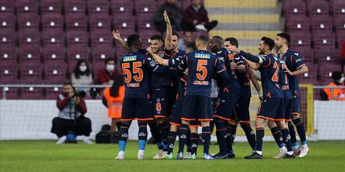 Medipol Başakşehir, Atakaş Hatayspor'u farklı yendi