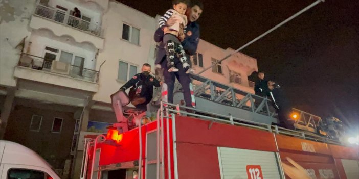 Antalya'daki yangında 6 çocuğu itfaiye ekipleri kurtardı