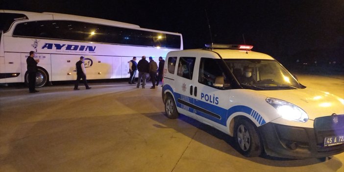 Kovalamaca sonucu durdurulan otobüste 1 göçmen yakalandı
