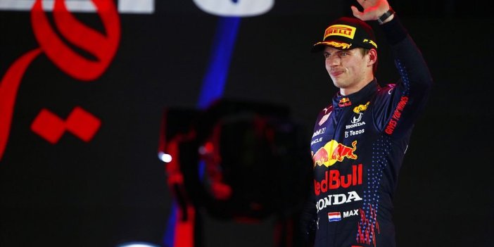 Formula 1'in son yarışında pole pozisyonu Verstappen'in