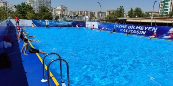 Spor Bakanlığı'nın 'Yüzme Bilmeyen Kalmasın Projesi’nde 'şişme' liste gösterildi
