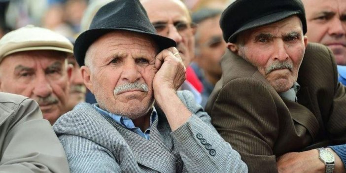 Sarayın duyulmasını istediği konuları köşesine taşıyan Abdülkadir Selvi memur ve emeklilere yapılacak zammı açıkladı