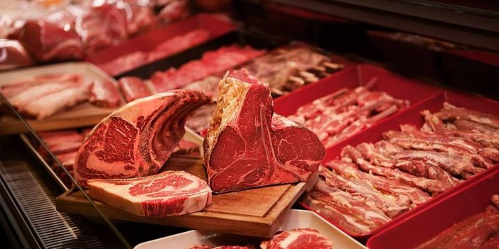 Derin konuların yazarı Tolga Şardan ucuz et satışında iki zincir marketin vurgununu ortaya çıkardı