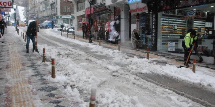 Bartın'da kar esareti 72 köyde elektrik yok