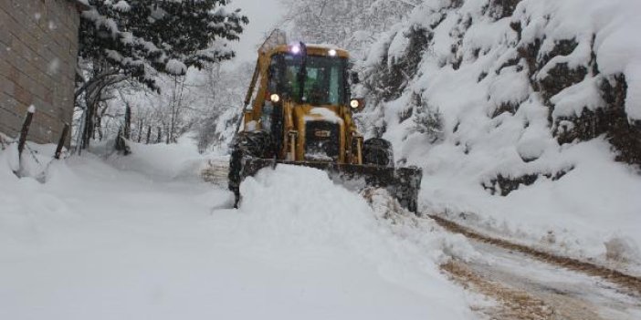 Giresun'da köy okulları ile taşımalı eğitime kar tatili