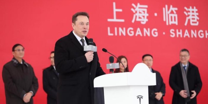 Elon Musk’a bir darbede Çin’den: Çöp yığını