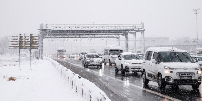 İstanbul'a kar geliyor! Meteoroloji tarih verdi, AKOM önlemleri artırdı