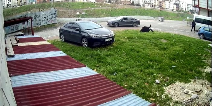 Dehşeti yaşattı. Plakasında ''mutluyuz'' yazan otomobille geldi. Korku dolu anlar kamerada