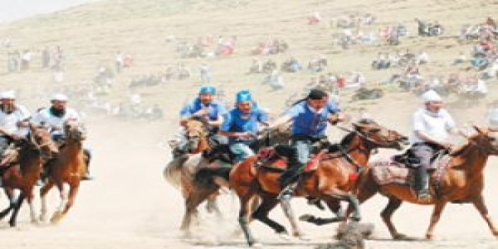 Kırgızların Pamir şöleni