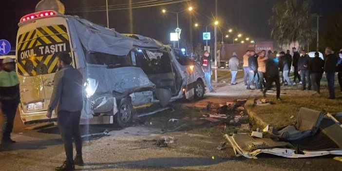 Mardin'de işçi servisleri çarpıştı. 11 yaralı