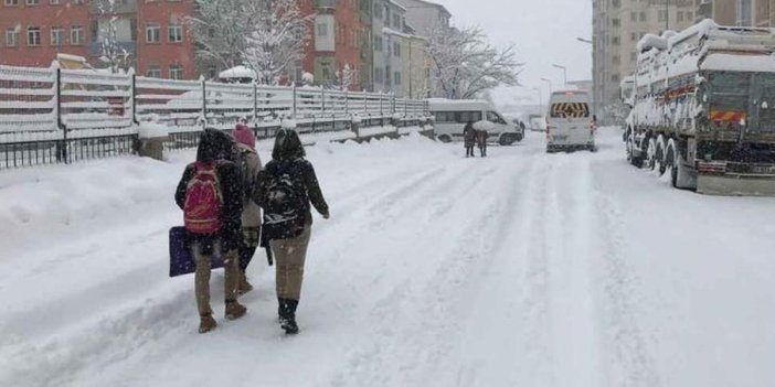 Burdur'da okullar yarın tatil edildi