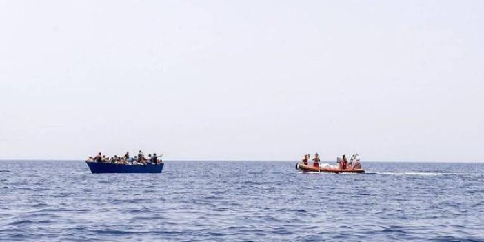 İtalya'da 305 sığınmacı kurtarıldı