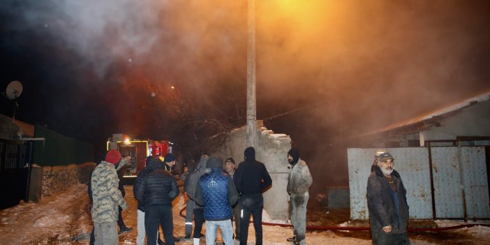 Eskişehir'de ağıl yangını: 80 hayvan öldü
