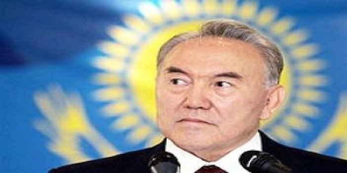 Kazakistan’da seçimin galibi Nazarbayev