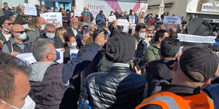 Faturalarla canından bezen halk elektrik şirketinin önünde toplandı: Bodrum'da ''Hükümet istifa'' sesleri