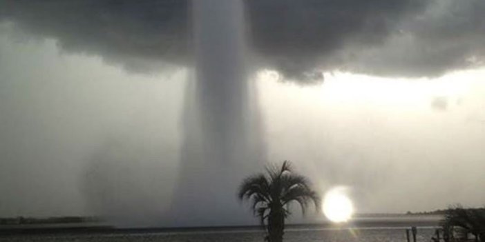Meteoroloji'den İzmir'e kuvvetli sağanak ve hortum uyarısı