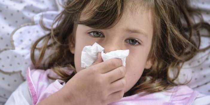 Çocuklar yılda 8 defaya kadar soğuk algınlığı geçirebilir