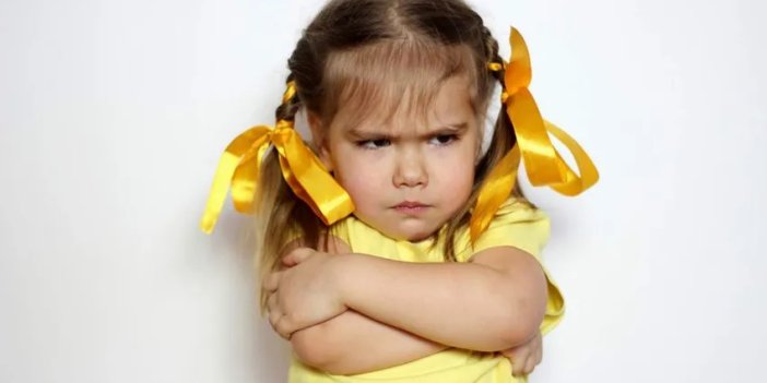 Öfkelenen çocuğa nasıl yaklaşmalıyız?