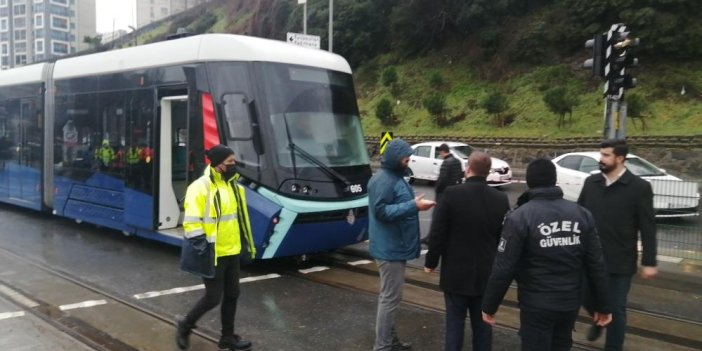 Alibeyköy'de tramvay seferlerini durduran kaza